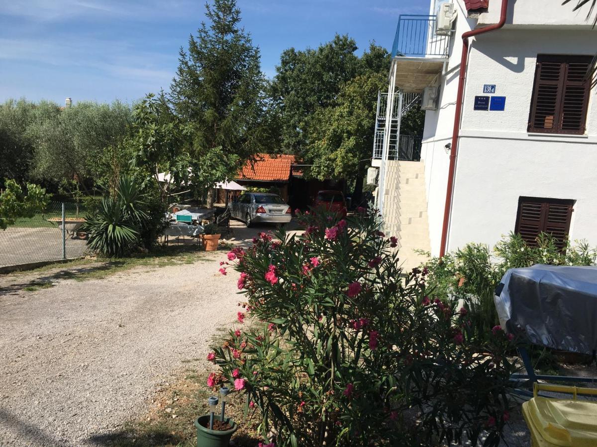 Apartmani Niessner Malinska Exteriér fotografie