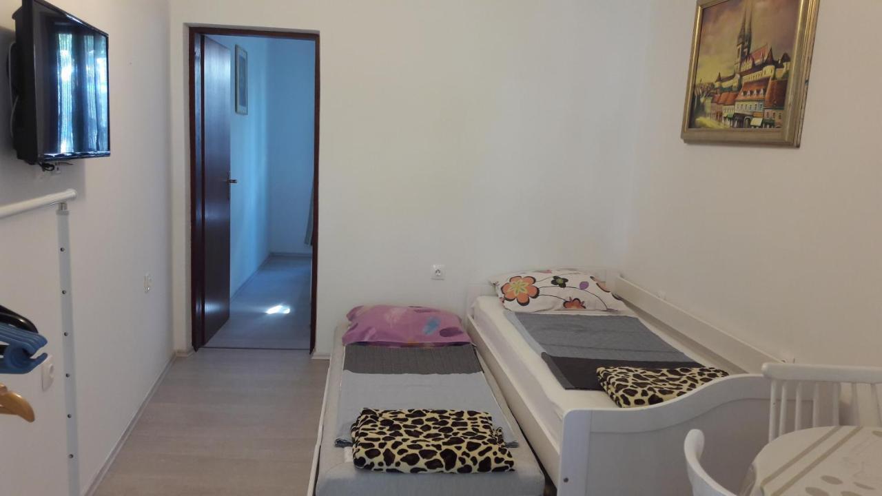 Apartmani Niessner Malinska Exteriér fotografie