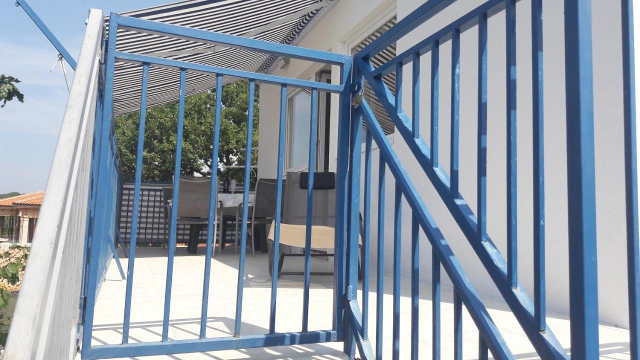 Apartmani Niessner Malinska Exteriér fotografie